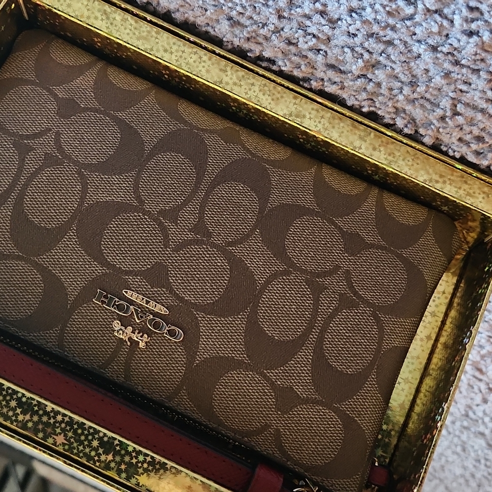 Coach wristlet